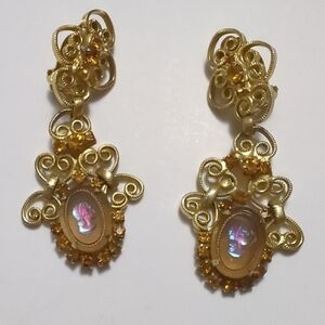 Vintage 1960s Juliana For Celebrity NY Glass Intaglio Drop Dangle Earrings
